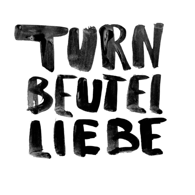 Erfahrt, welche Arbeitsschritte notwendig sind, damit ein Wunschleder Turnbeutel entsteht. Werft einen Blick hinter die Kulissen unserer Produktion! | Handelseinig | Handlettered | Graphic Design