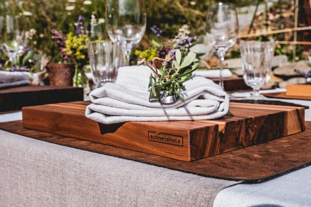 Tisch decken, Wunschleder HOME