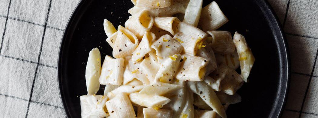 weißer Spargel mit Pasta, Zitronensauce, Spargelpasta Rezept, Wunschleder