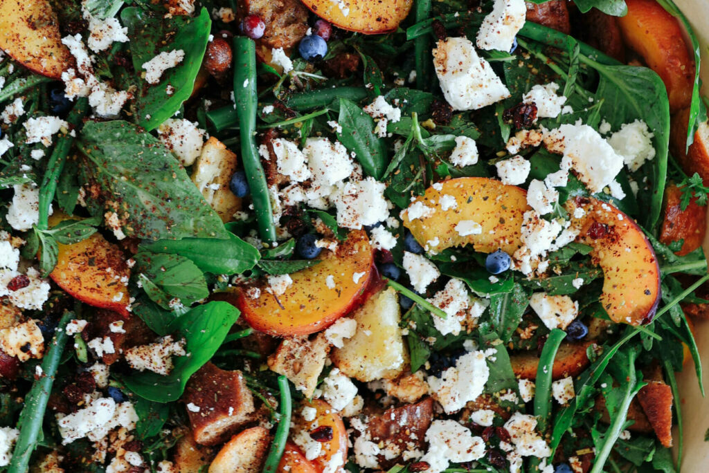 Pfirsich Ziegenkäse Panzanella, Aroma, Salat, Brotsalat, Sommer