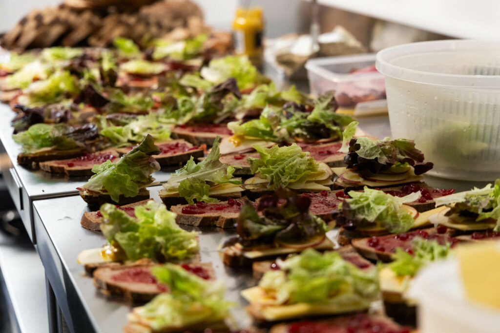 belegtes Brot, Pausenbrot, kaltes Buffet