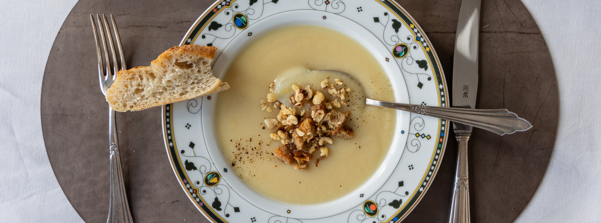 Apfel-Pastinaken-Suppe